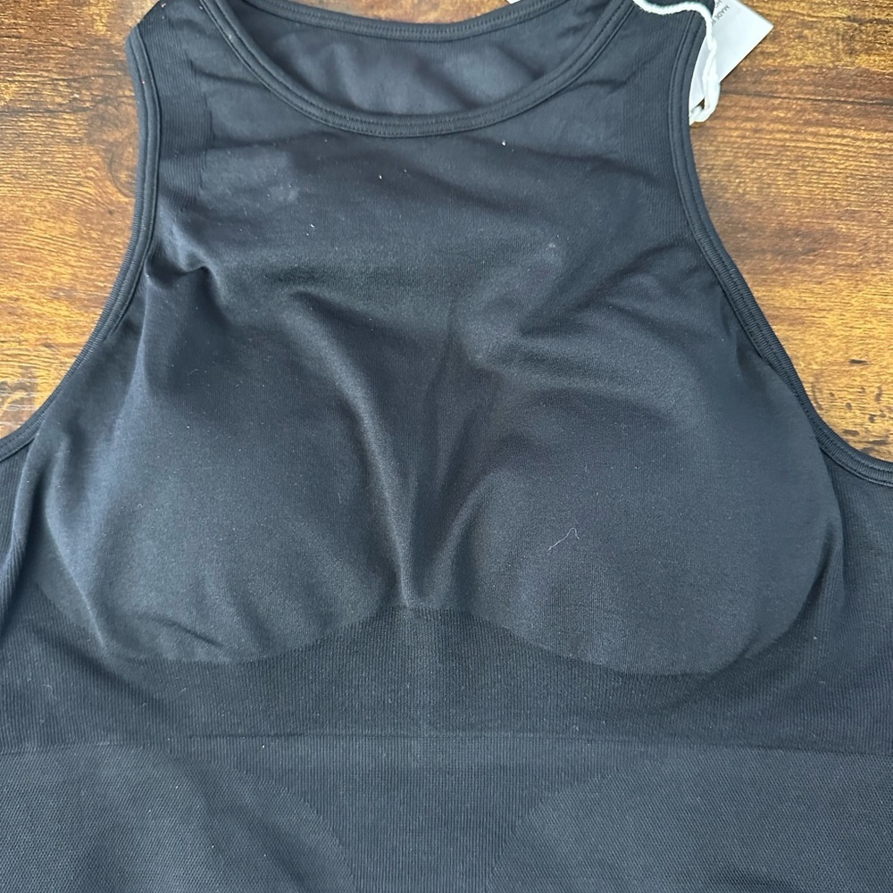 Black Sports Bra FRESOUGHT Sports Bras for Women Padded Workout <<<<<66>>>>> - Picture 2 of 6